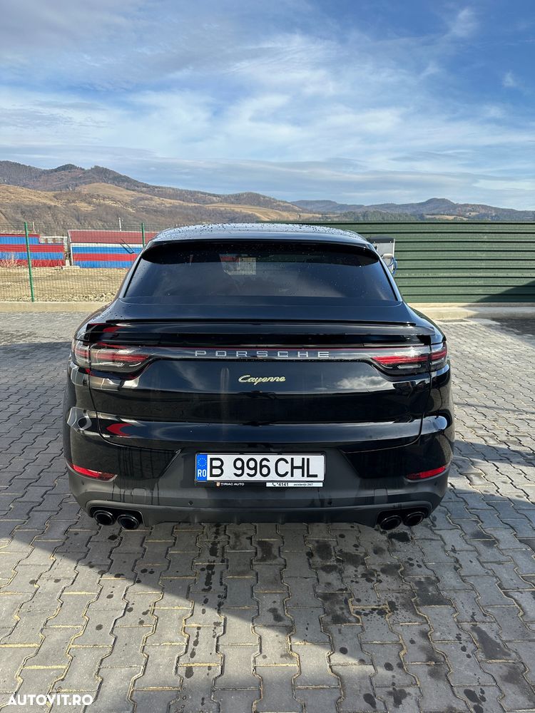 Porsche Cayenne - 2