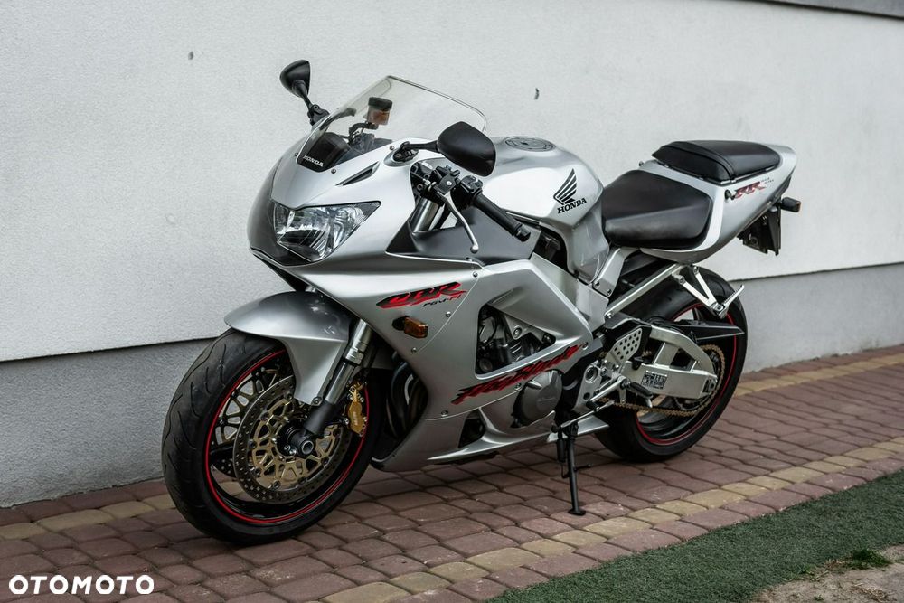 Honda CBR - 6