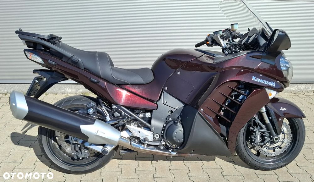 Kawasaki GTR - 2