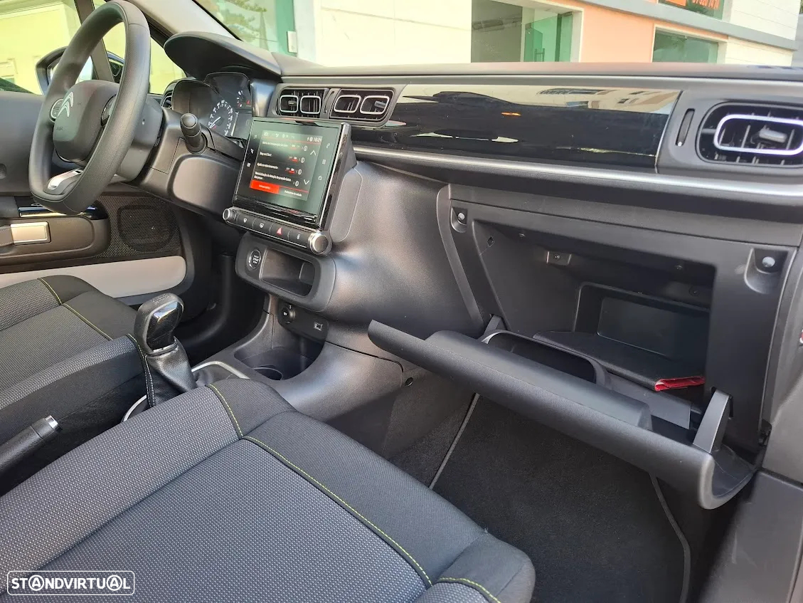 Citroën C3 1.2 PureTech Shine - 43