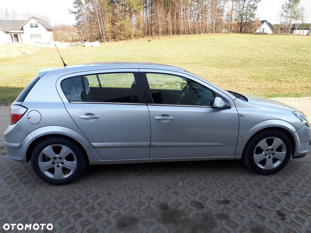 Opel Astra - 11