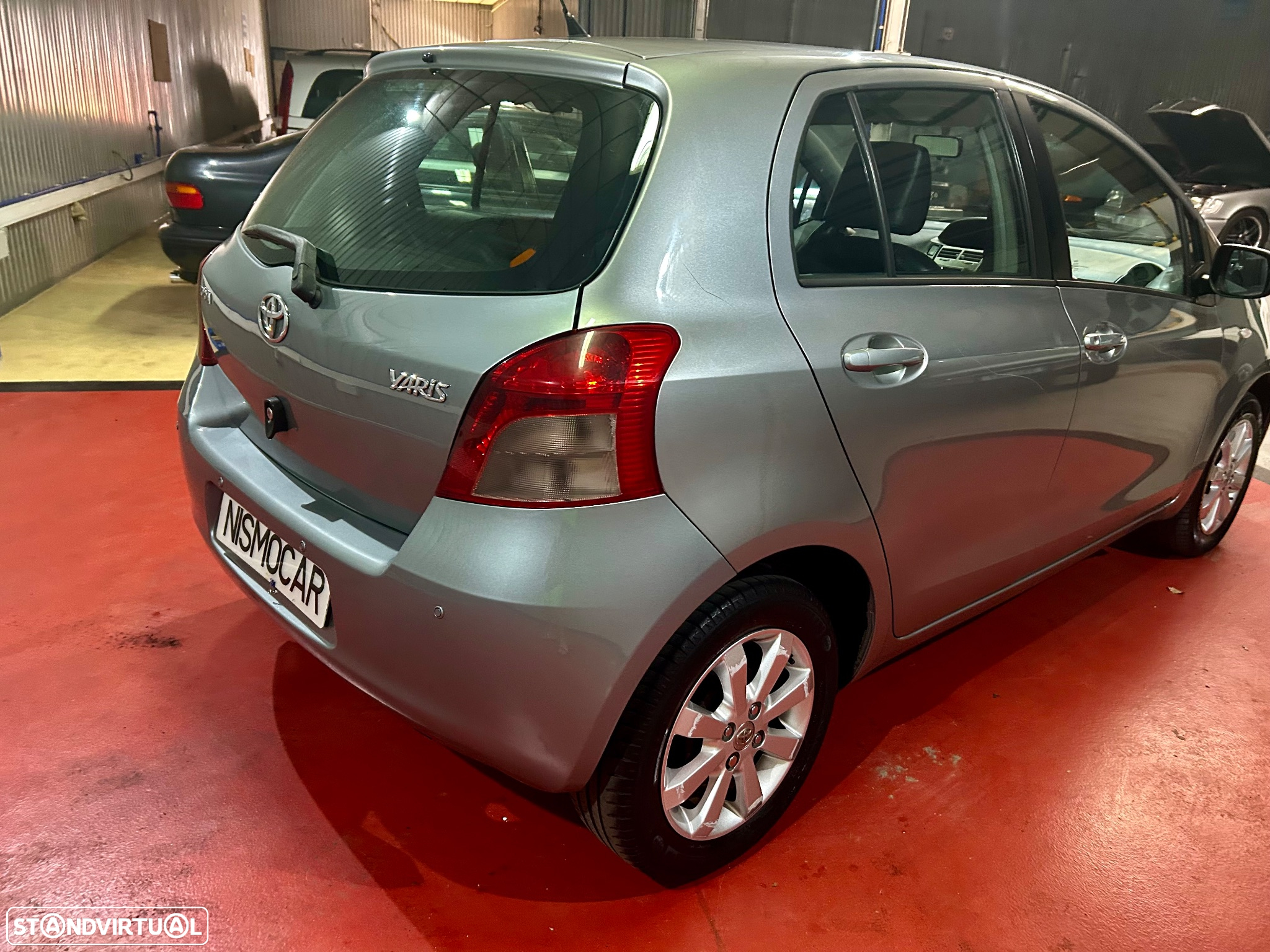 Toyota Yaris 1.0 VVT-i AC Manual+VSC - 5
