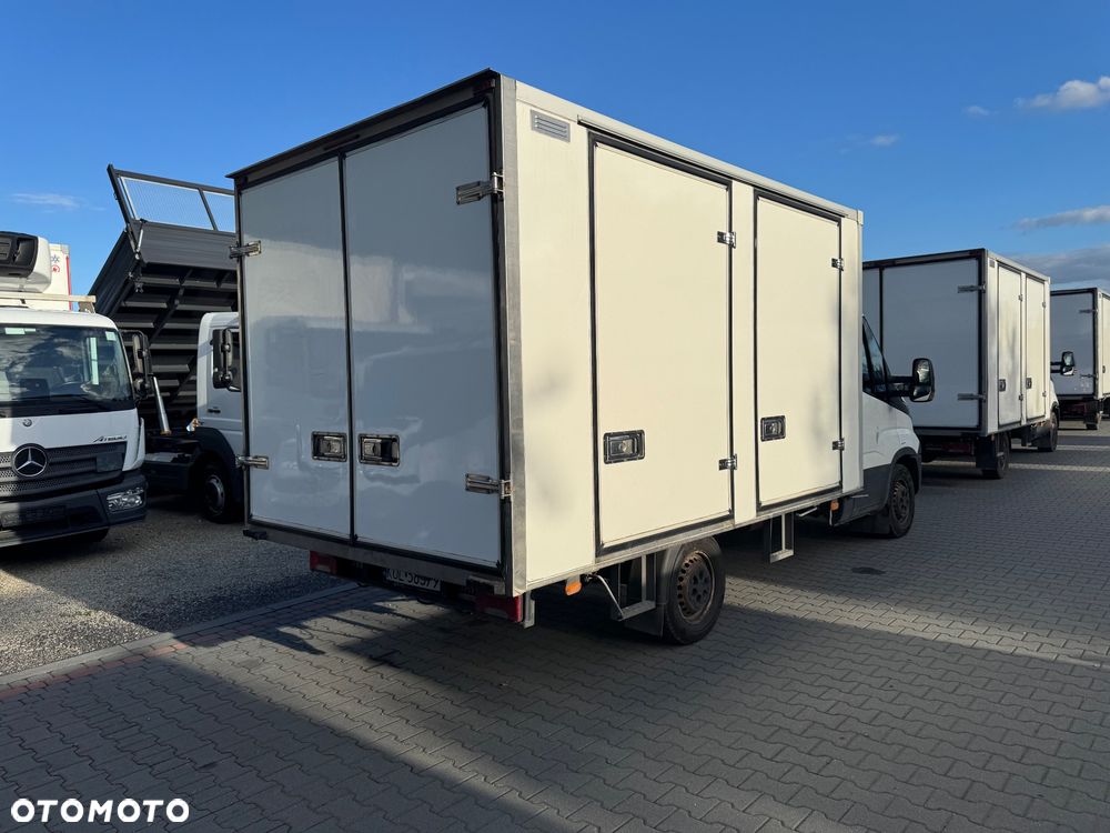 Iveco DAILY 35S14,35S15,35S16,35S17,KILKA SZTUK IZOTERMY CHLODNIE PODWOZIA DO ZABUDOWY KIPRY WYWROTKI KILKANASCIE SZTUK - 9