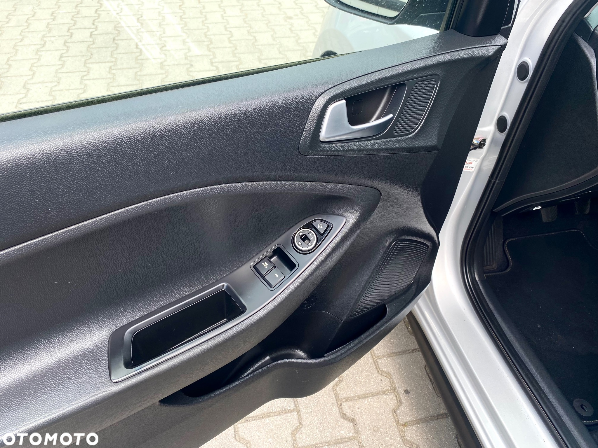 Hyundai i20 - 10