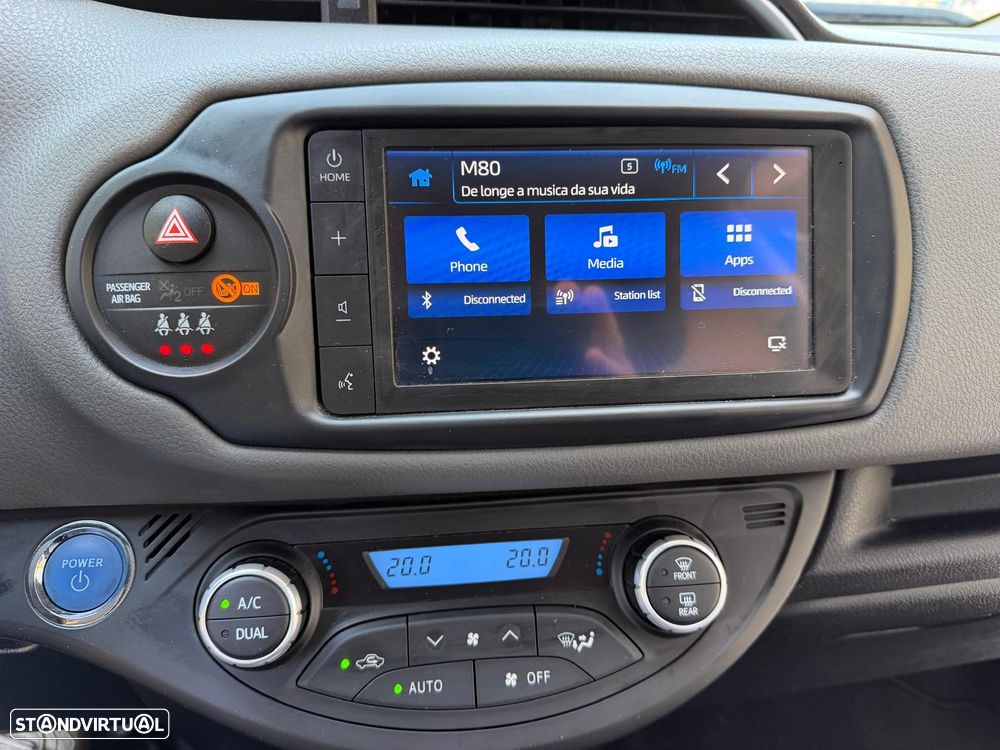 Toyota Yaris 1.5 HSD Comfort +P.Style+P.Techno - 11