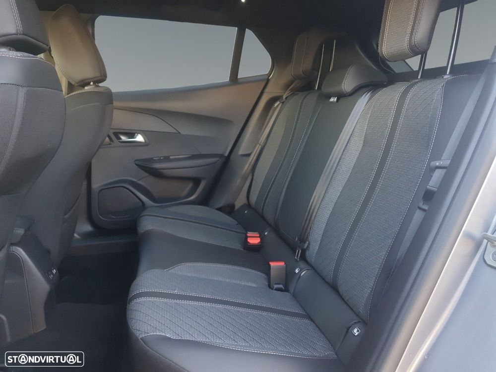 Peugeot 2008 1.2 PureTech Allure - 14