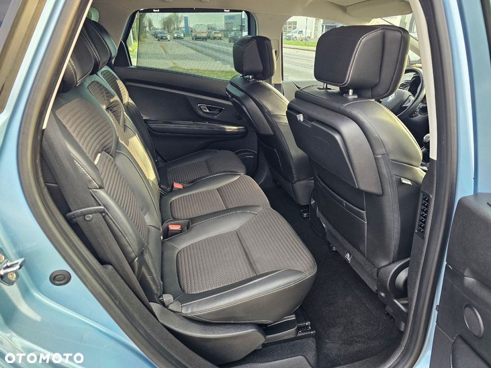 Renault Scenic - 22