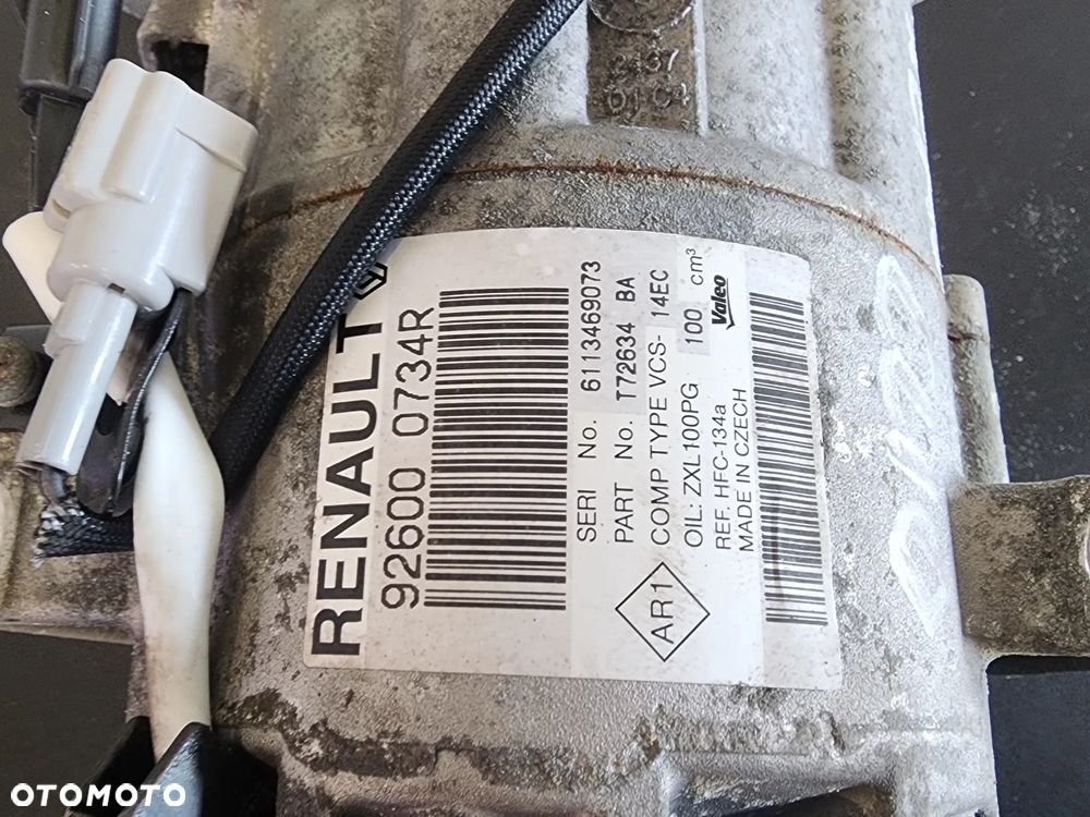 Renault Clio IV sprężarka kompresor klimatyzacji TCE  92600 0734R - 2