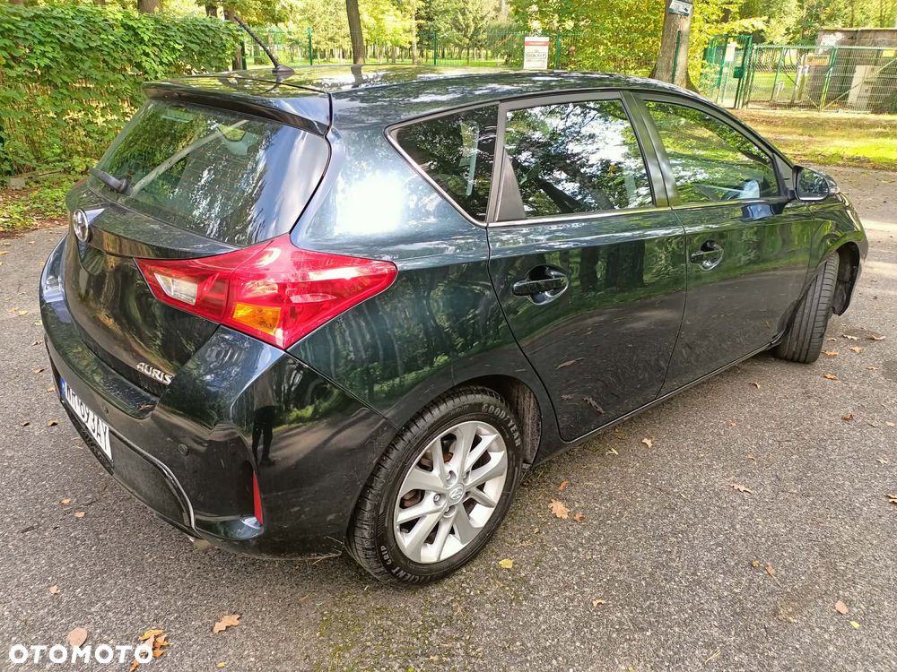 Toyota Auris 1.6 Prestige MS - 3