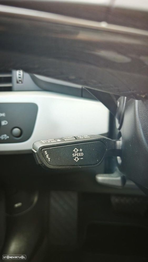 Audi A4 Avant 30 TDI S tronic - 8