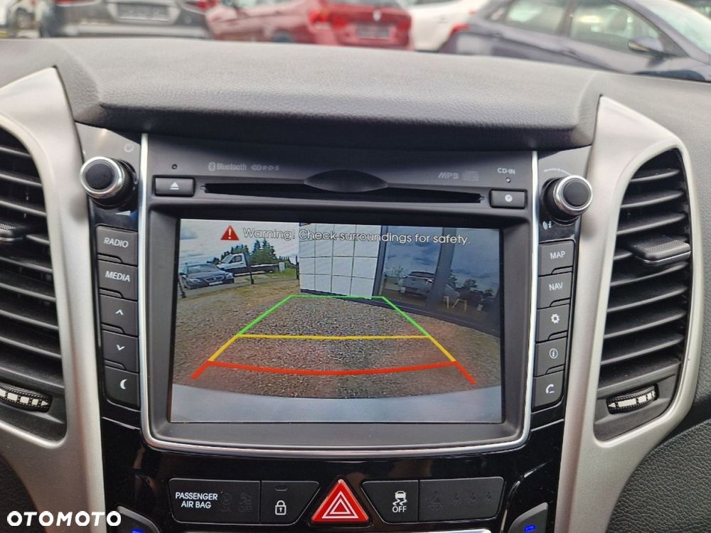Hyundai i30 1.4 Premium - 13