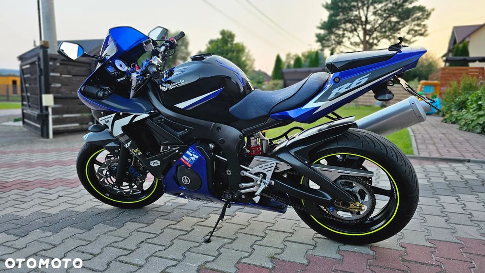 Yamaha R6 - 1