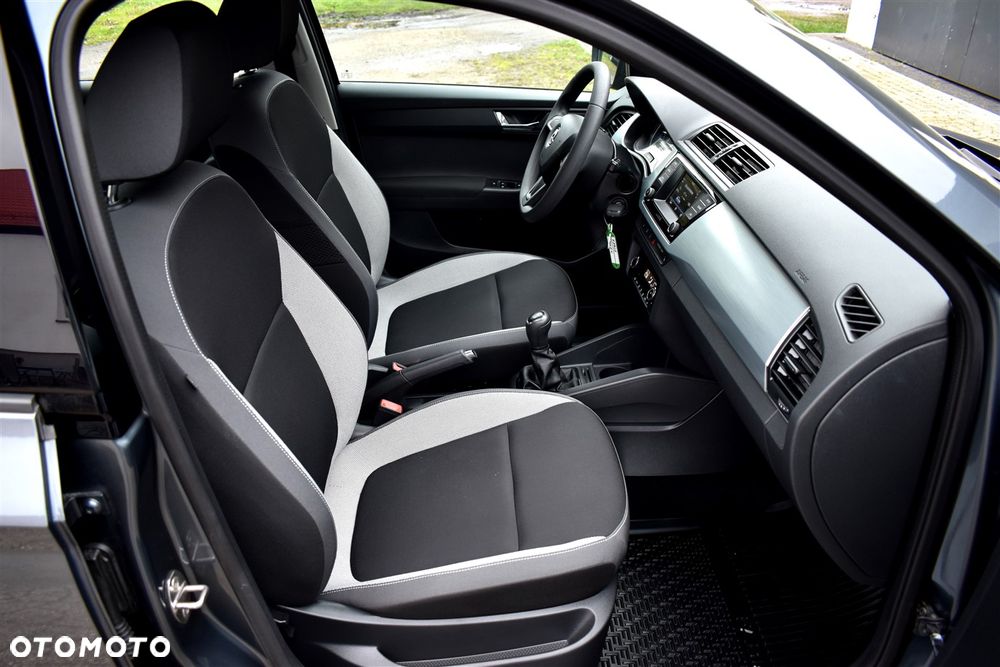 Skoda Fabia 1.2 TSI Monte Carlo - 19