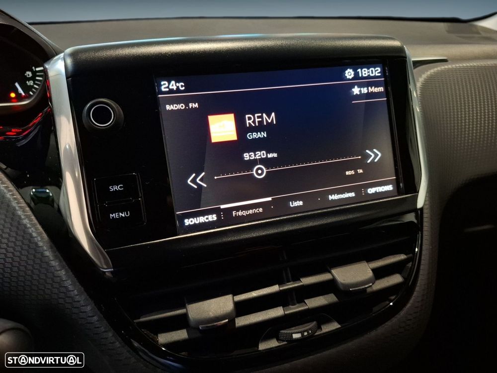 Peugeot 2008 1.2 PureTech Style - 18