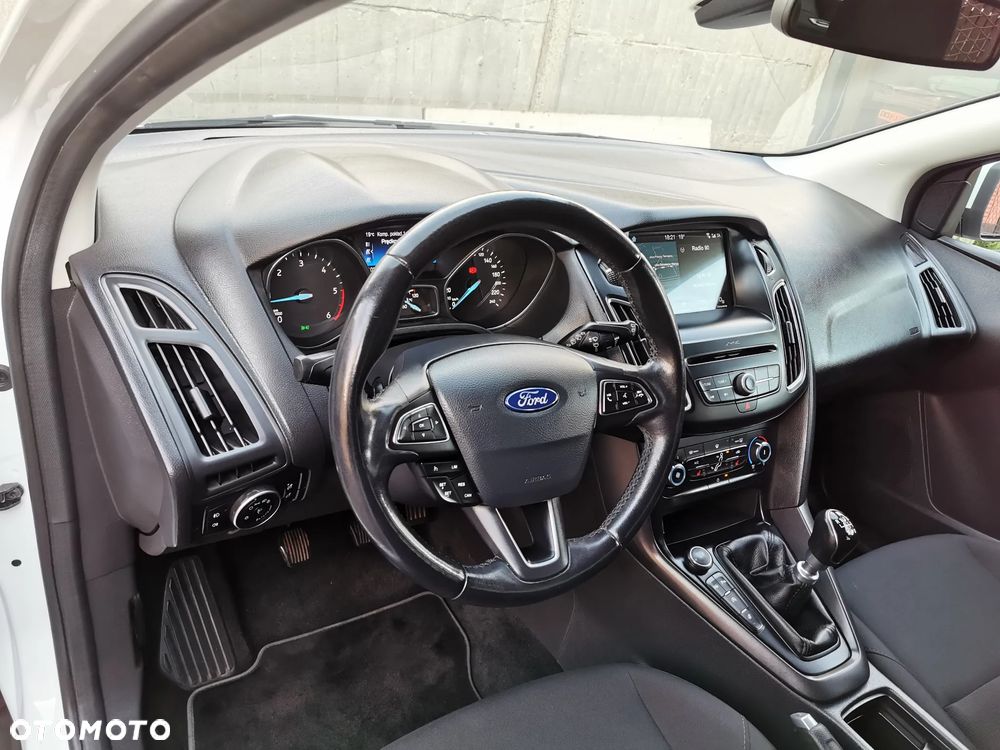 Ford Focus 2.0 TDCi SYNC Edition ASS - 24
