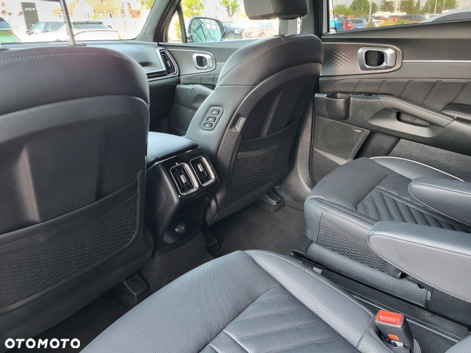 Kia Sorento - 31
