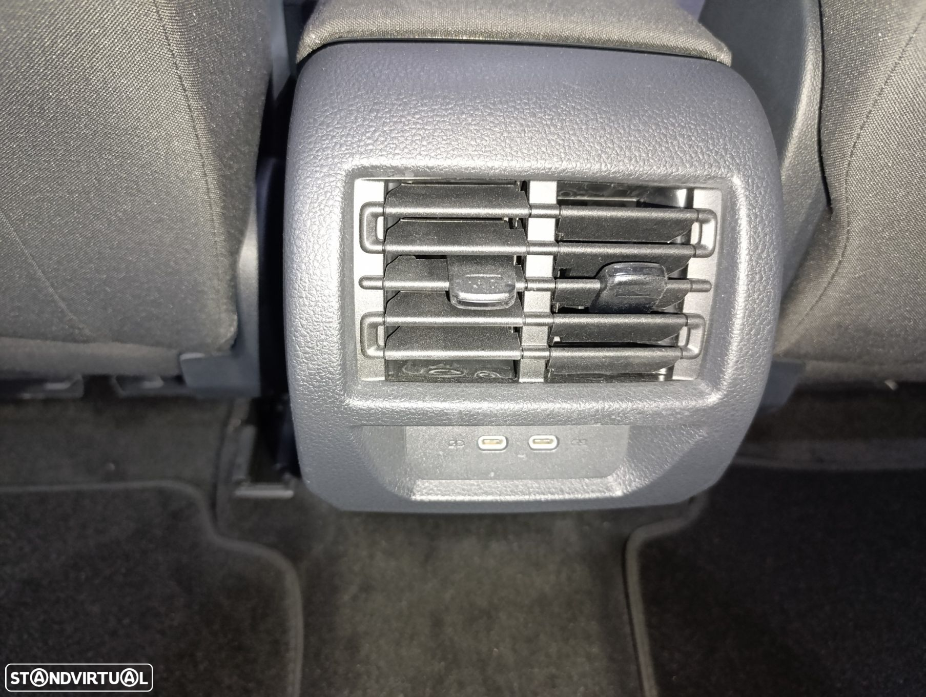 Ford Tourneo Connect 2.0 TDCi Titanium Aut. - 10