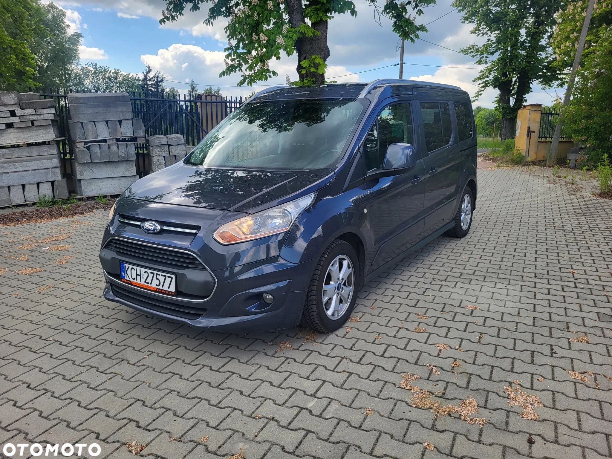 Ford Tourneo Connect 1.6 TDCi Titanium - 1