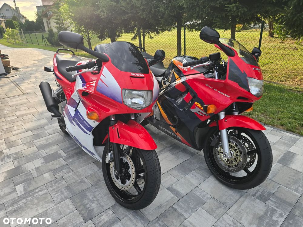 Honda CBR - 27