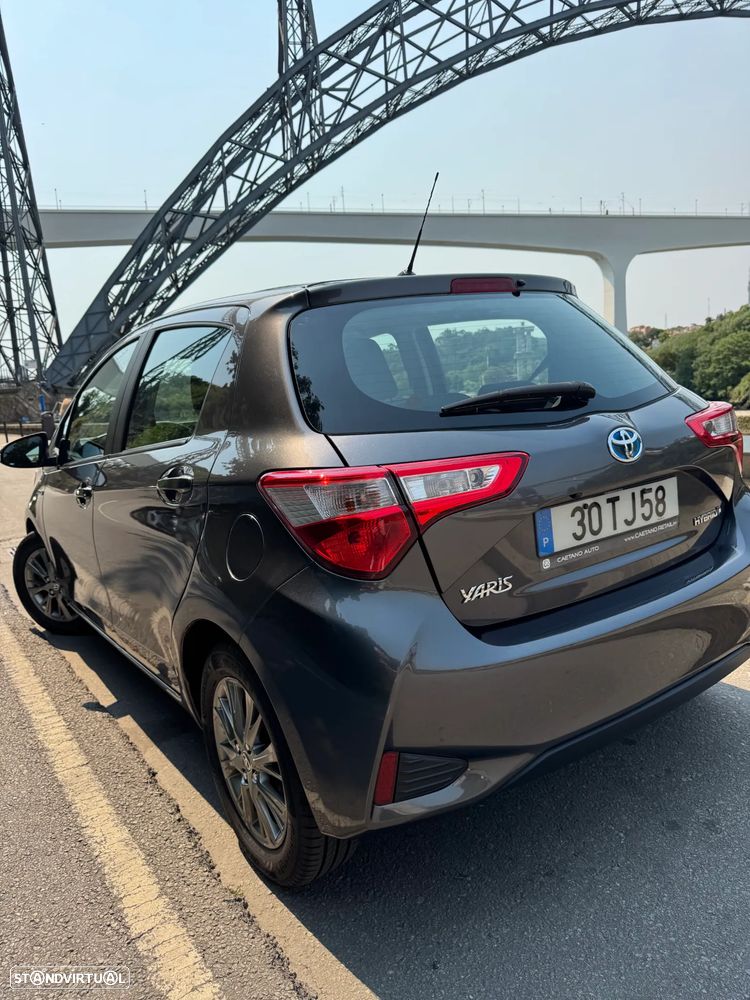 Toyota Yaris 1.5 HSD Comfort+P.Style - 5