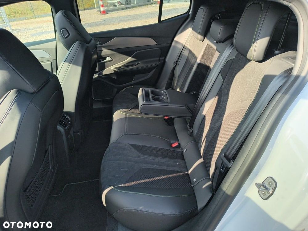 Peugeot 408 1.2 PureTech GT S&S EAT8 - 10