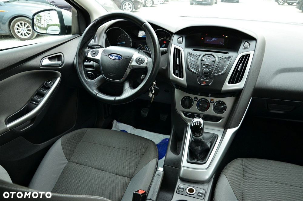Ford Focus 1.6 TI-VCT Champions Edition - 35