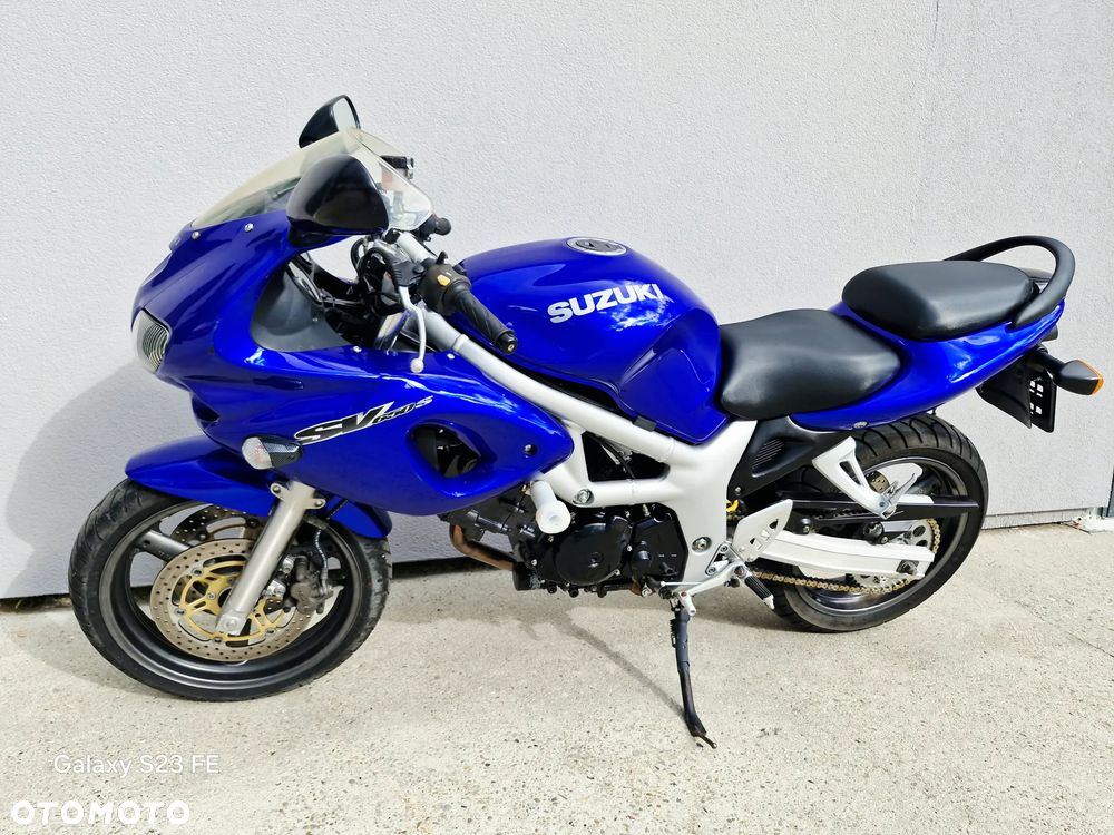 Suzuki SV - 16