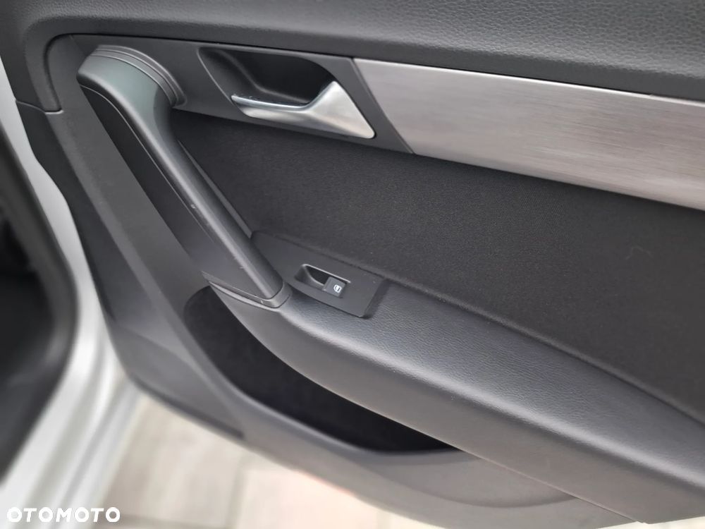 Volkswagen Passat 1.4 TSI BlueMotion Technology Trendline - 30