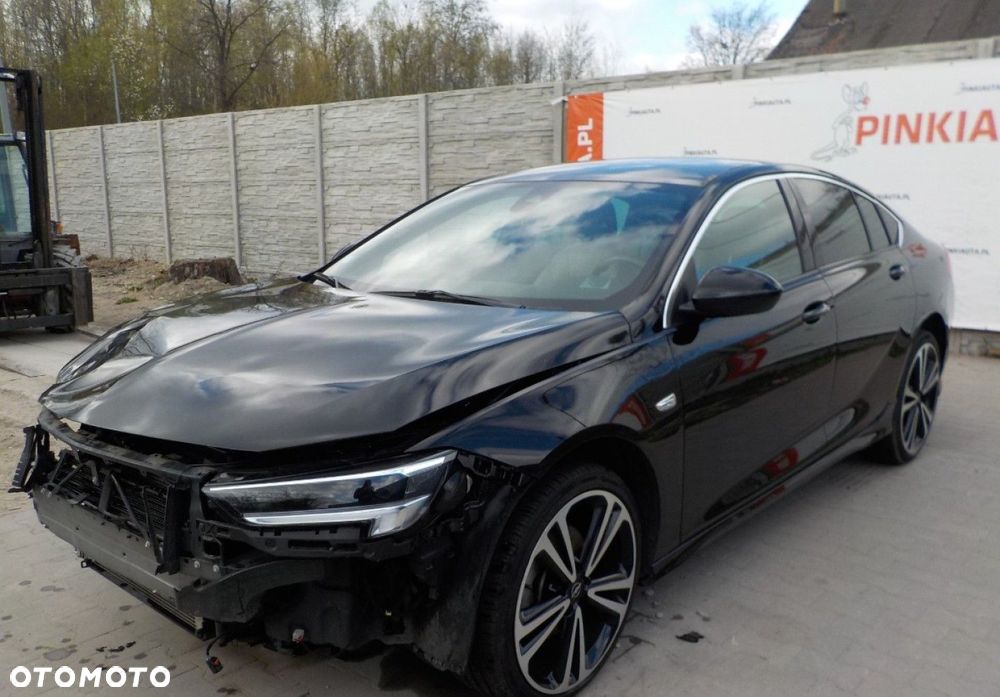 Opel Insignia - 11