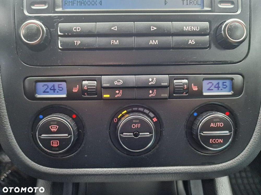 Volkswagen Golf V 1.4 FSI Comfortline - 17