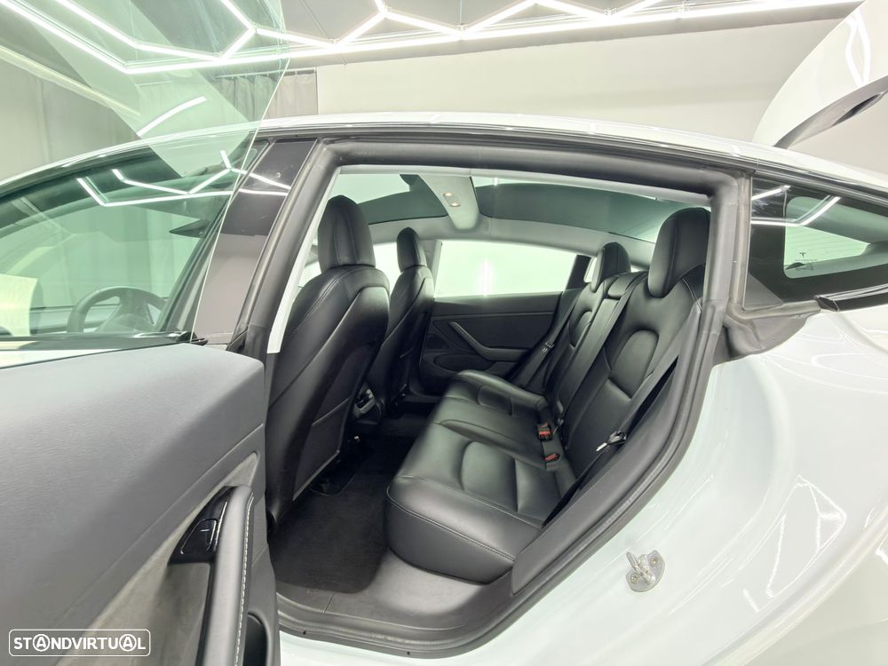 Tesla Model 3 Long-Range Dual Motor AWD - 10