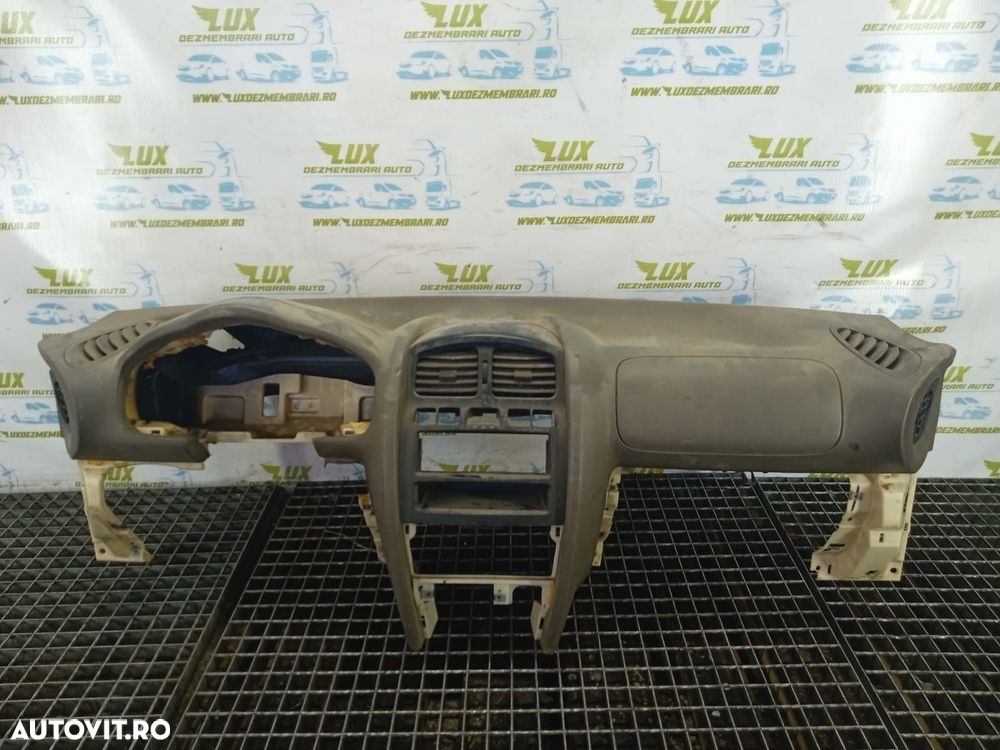 Plansa bord Hyundai Santa Fe SM [2000 - 2004] - 1