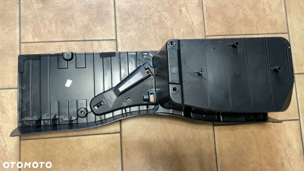 BMW X6 F16 OBUDOWA OSŁONA WNĘKA AKUMULATORA 7314710 - 2
