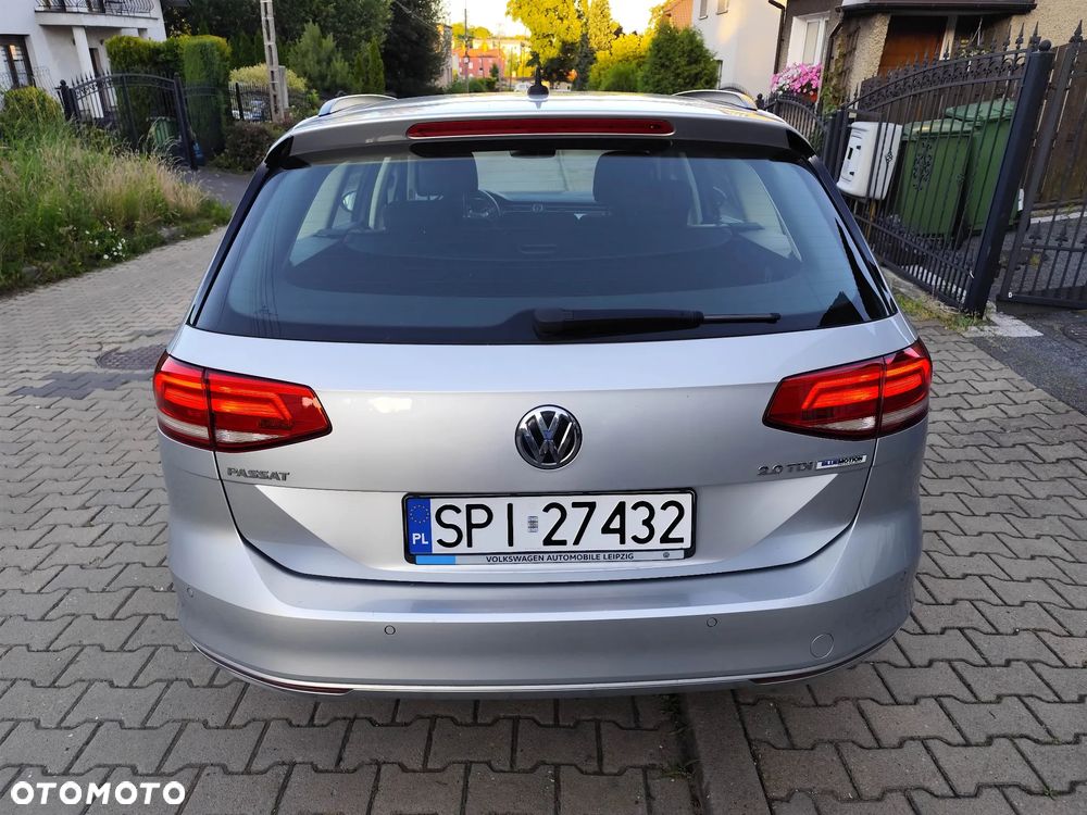 Volkswagen Passat 2.0 TDI BMT Comfortline - 12