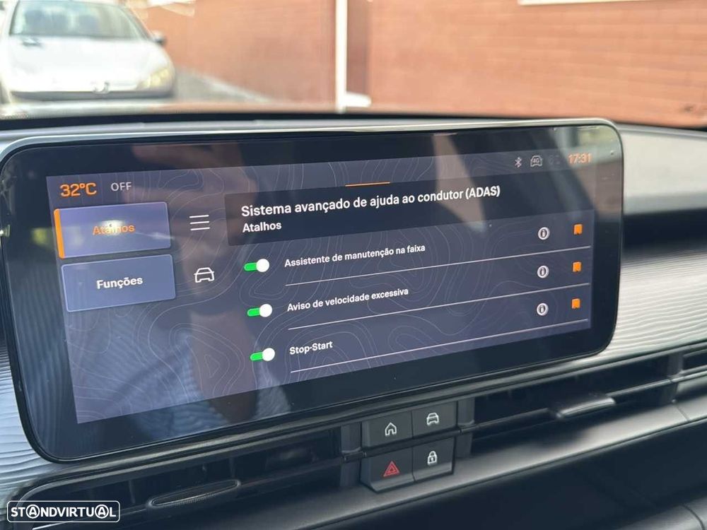 Jeep Avenger 1.2 GSE T3 Altitude - 17