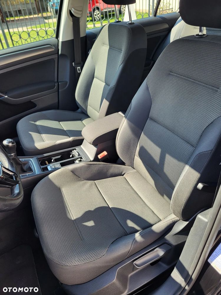 Volkswagen Golf 1.4 TSI BMT Comfortline - 14