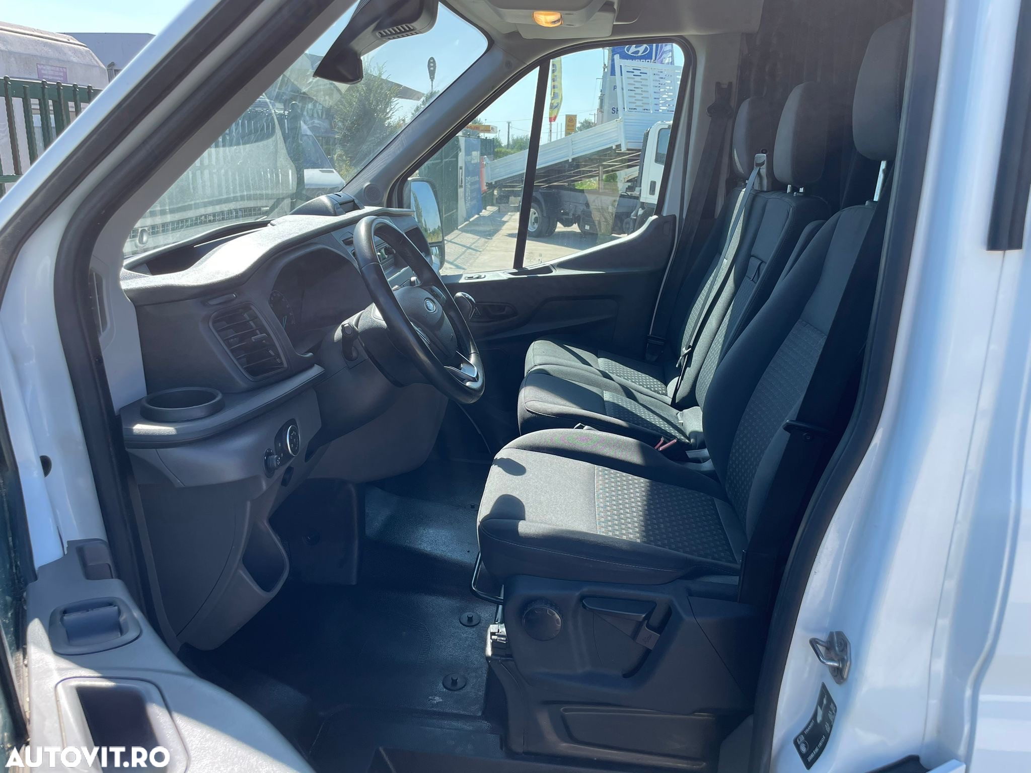 Ford Transit L4H3 - 11