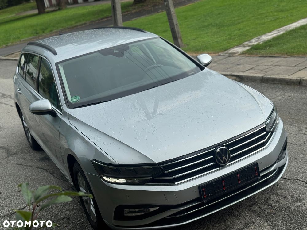 Volkswagen Passat - 16