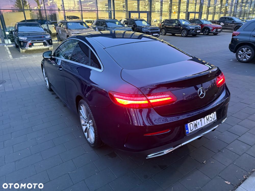 Mercedes-Benz Klasa E 220 d 4-Matic 9G-TRONIC - 8
