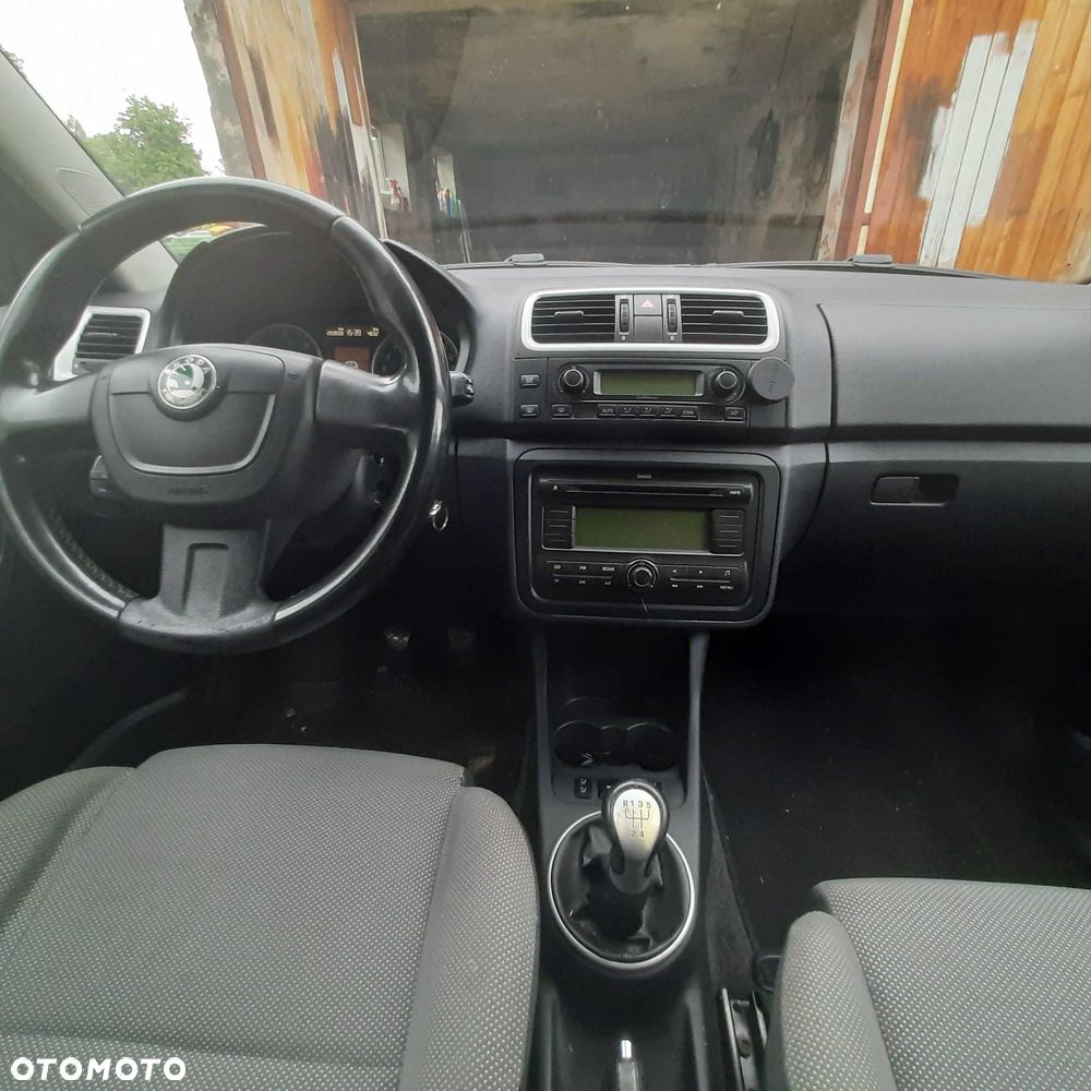 Skoda Fabia - 4