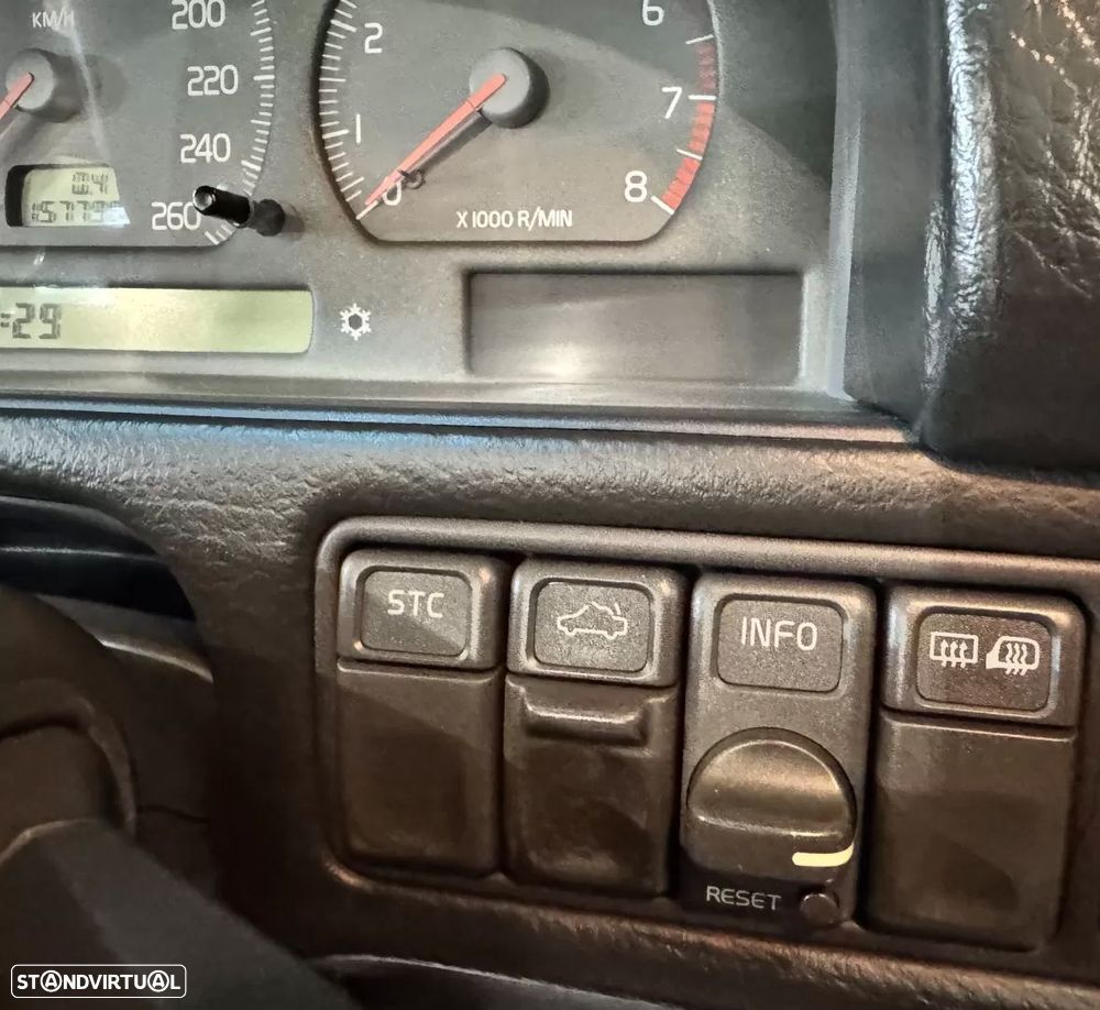 Volvo C70 2.0 LT - 23