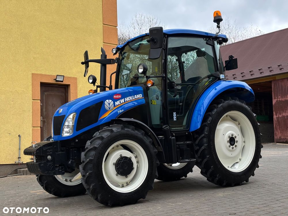 New Holland T4.65 - 1