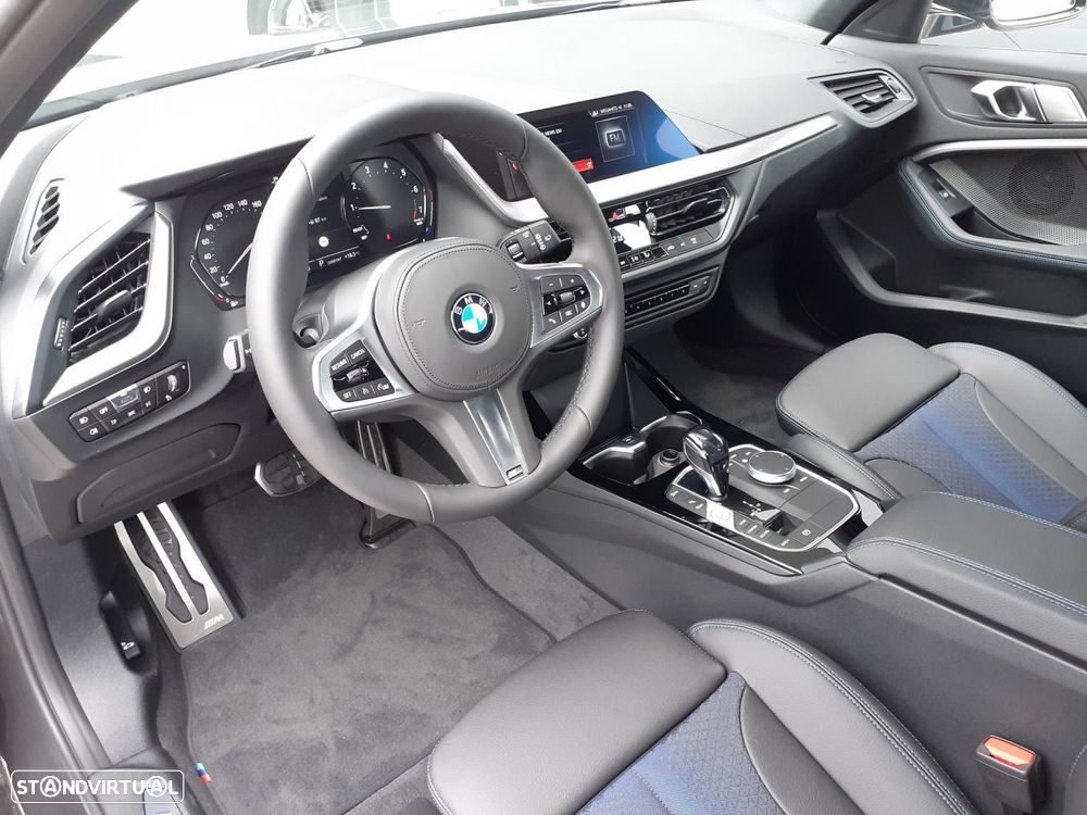 BMW 118 i Pack Desportivo M Auto - 24