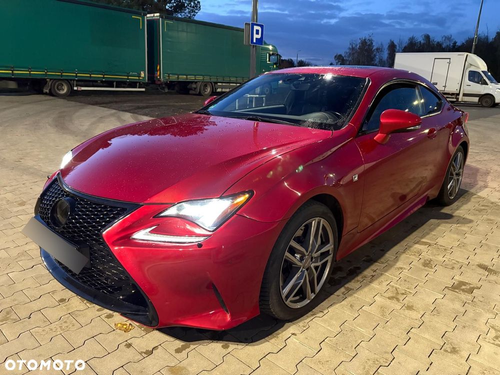 Lexus RC - 1