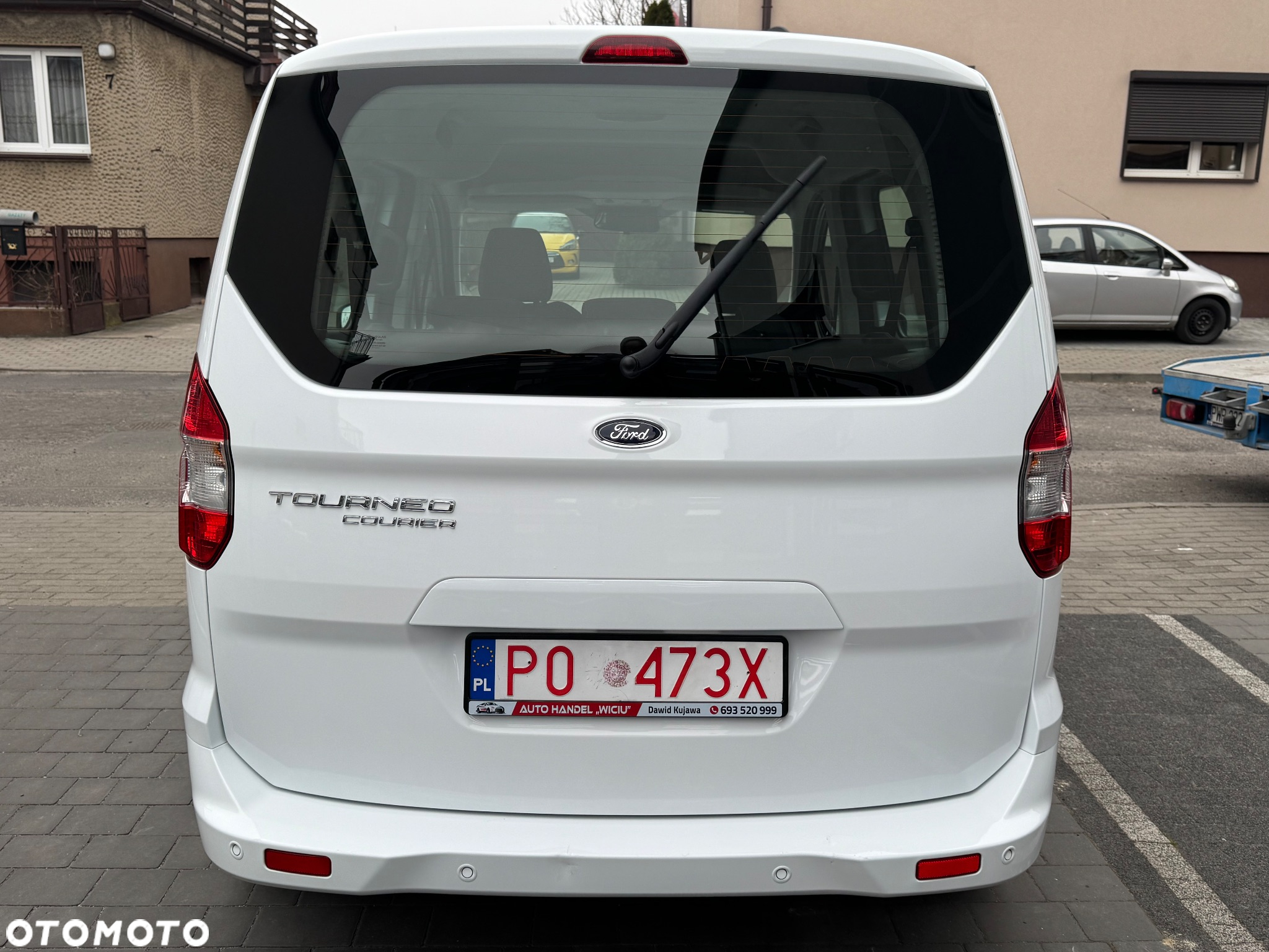 Ford Tourneo Courier 1.5 TDCi S&S Trend - 13