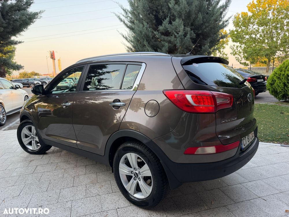 Kia Sportage 2.0 DSL MT 4x4 PREMIUM - 5