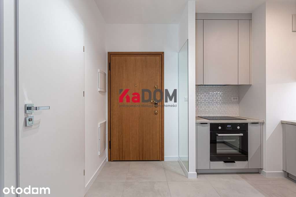 Studio - Port Praski - ul. Sierakowskiego 4