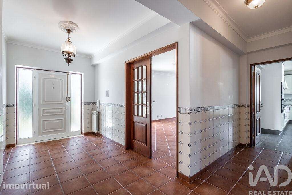 Casa tradicional T4 em Caldas da Rainha - Nossa Senhora do Pópulo, Cot - Grande imagem: 4/29