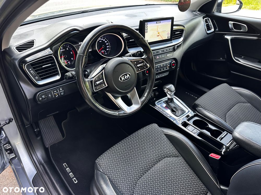 Kia Ceed 1.6 CRDi DCT Platinum Edition - 23