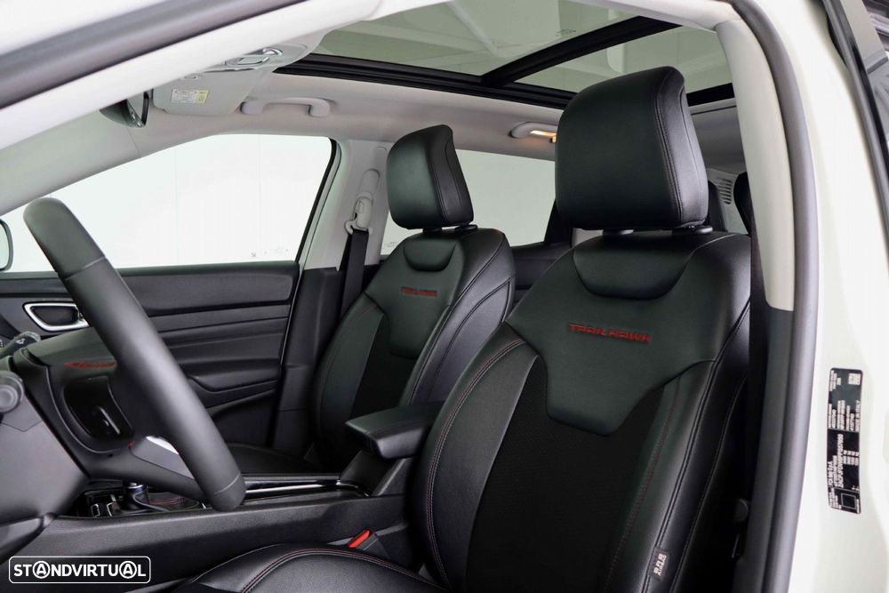 Jeep Compass 1.3 TG Trailhawk - 6